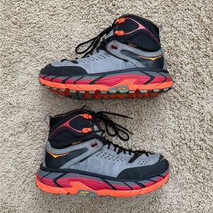 Hoka One One W Tor Ultra Hi WP High Top Lace Up Sneaker Womens Shoes 8.5